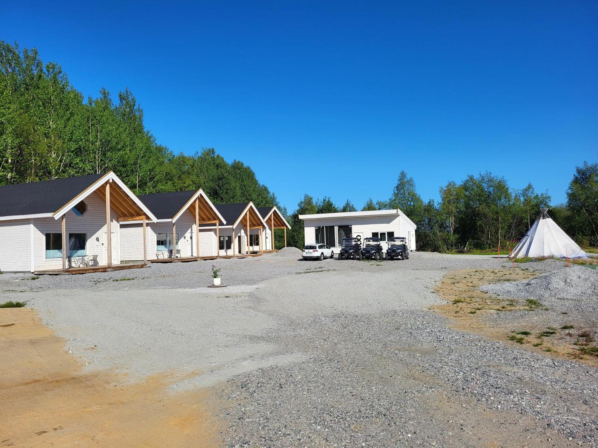 Atte Arstider Lodge Neiden Exterior photo